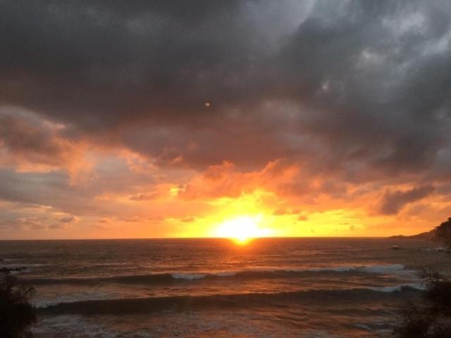 Sanarybeach 外观 照片
